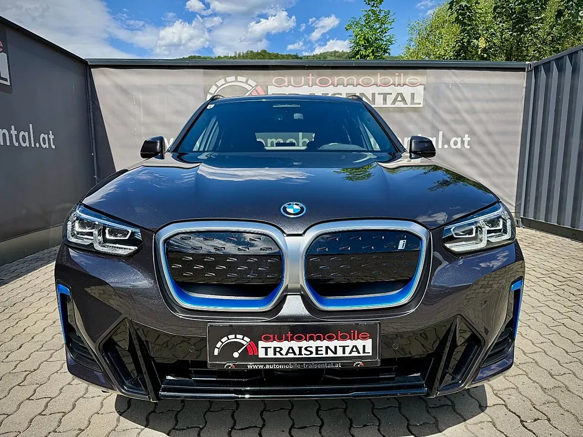 BMW Ix3 2022 photo 2