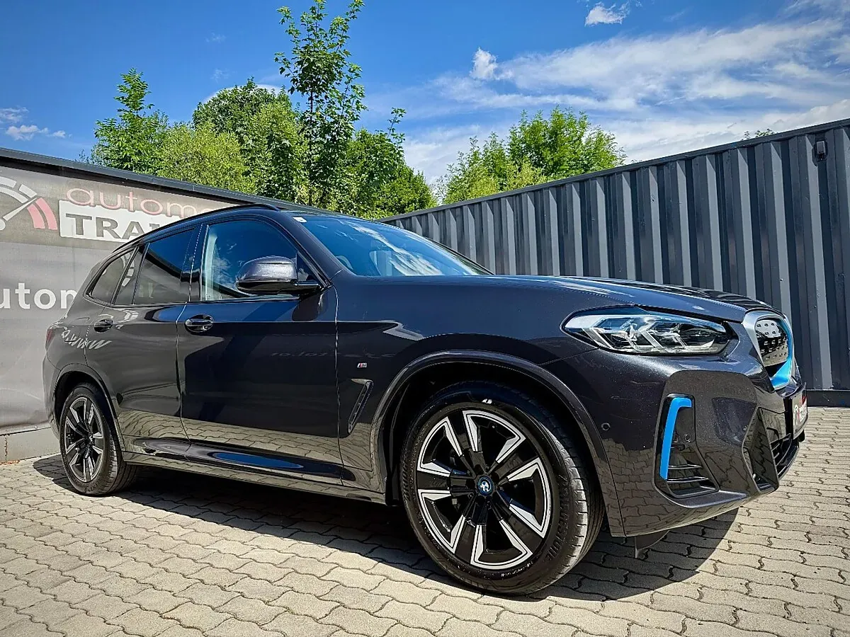 BMW Ix3 2022 photo 3