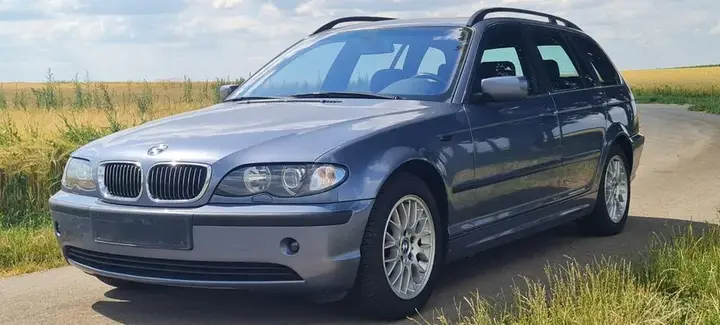 BMW 320I