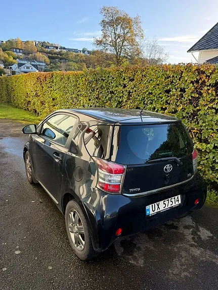 Toyota Iq 2009 photo 2