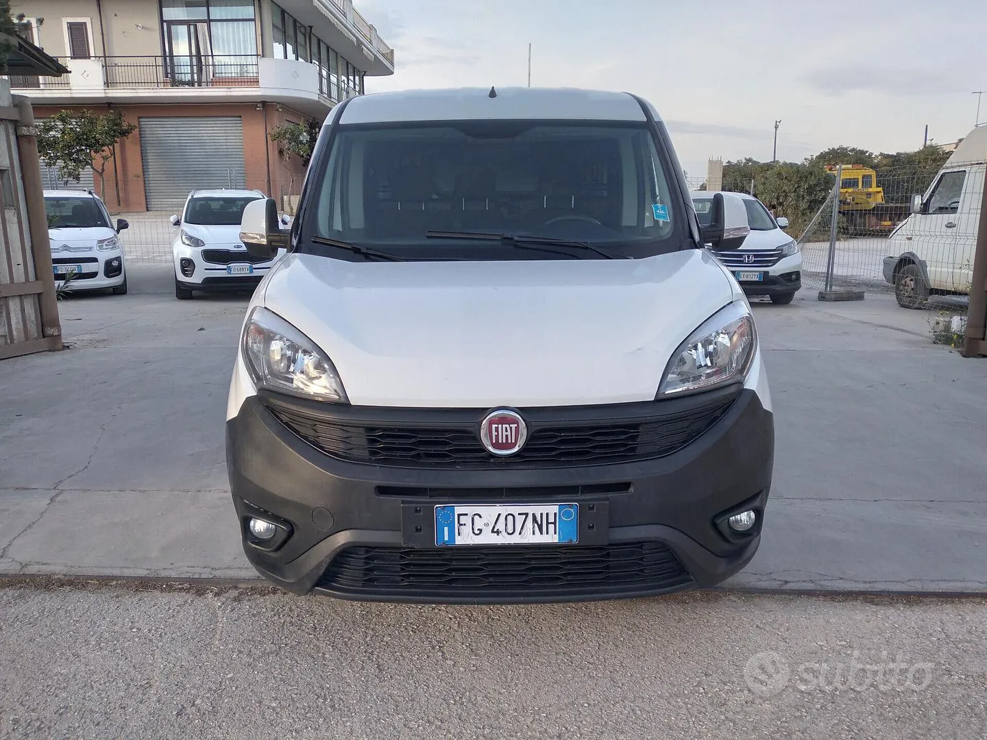 Fiat Doblo 2016 photo 2