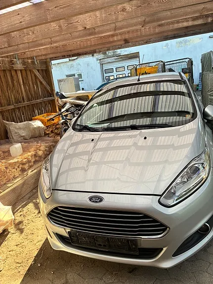 Ford Fiesta 2014 photo 2