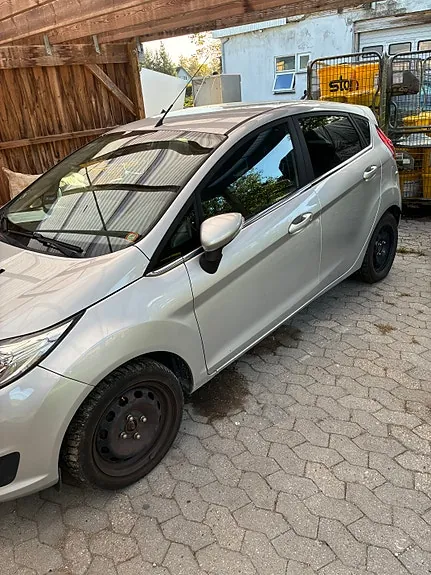 Ford Fiesta 2014 photo 3