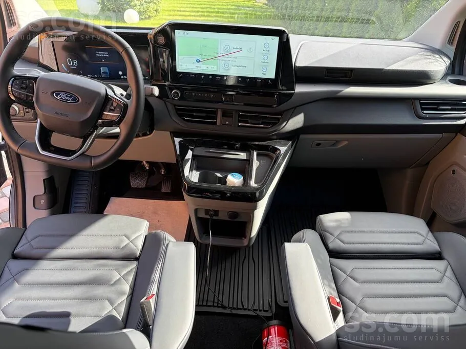 Ford Tourneo Custom 2026 photo 5