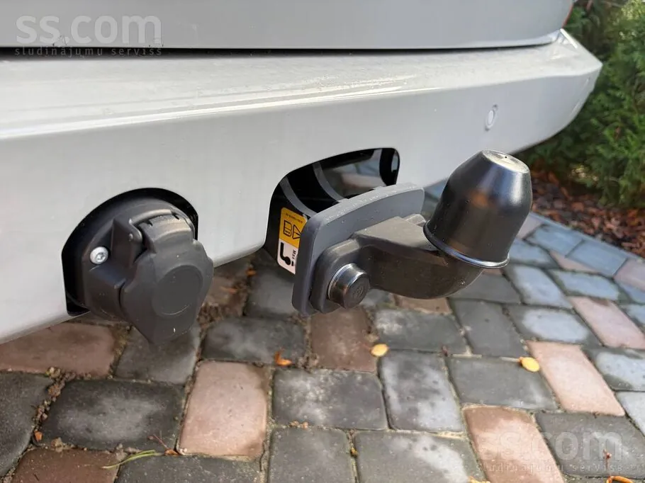 Ford Tourneo Custom 2026 photo 3