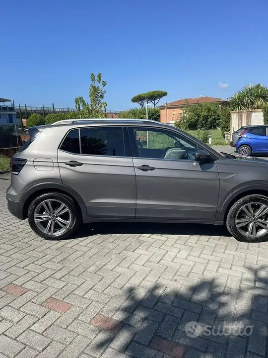 Volkswagen T-Cross 2021 photo 2