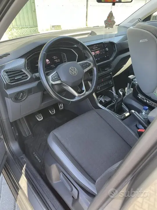 Volkswagen T-Cross 2021 photo 3