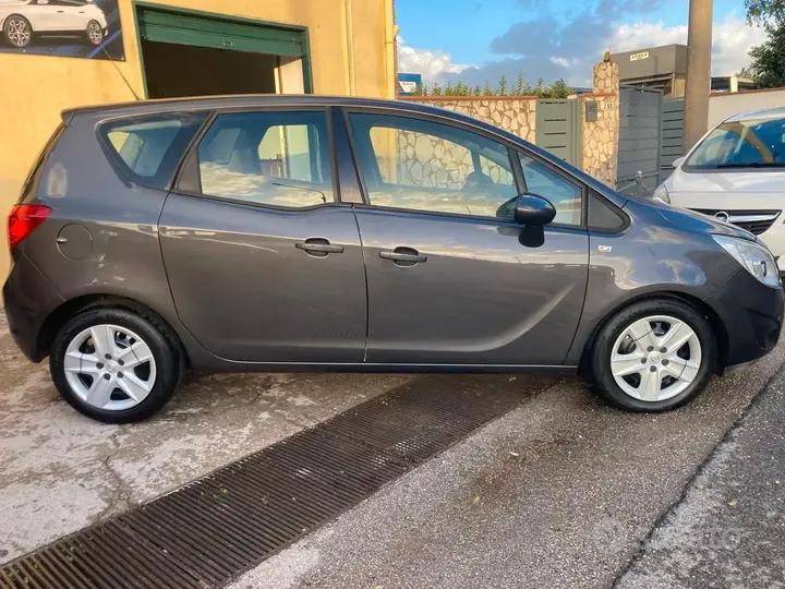 Opel Meriva 2011 photo 3
