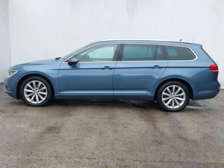 Volkswagen Passat 2018 photo 4
