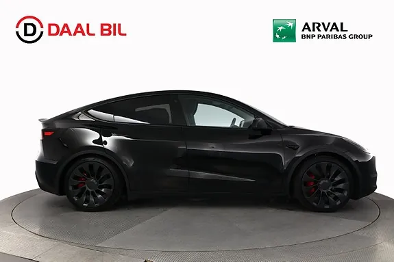 Tesla Model Y 2024 photo 5