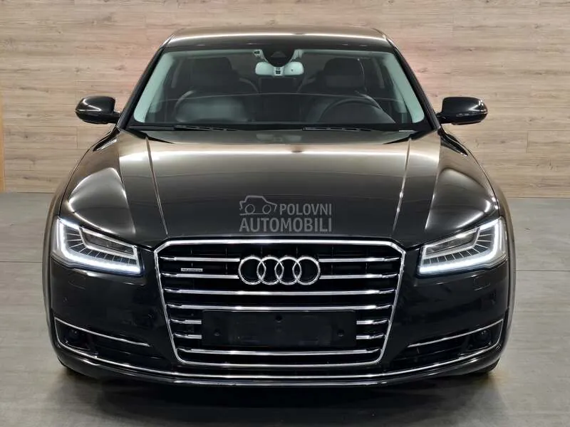 Audi A8 2015 photo 2