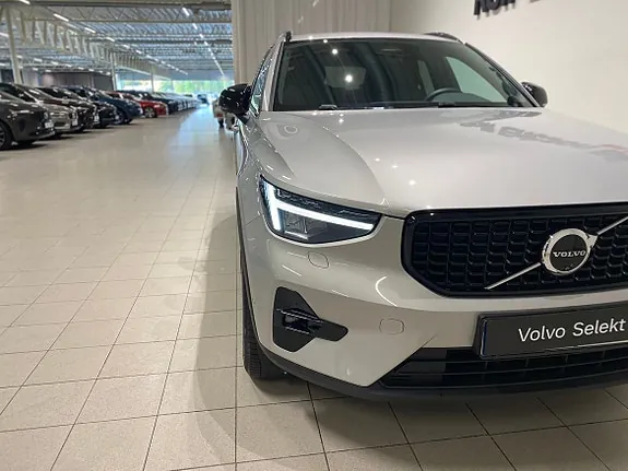 Volvo Xc40 2025 photo 3