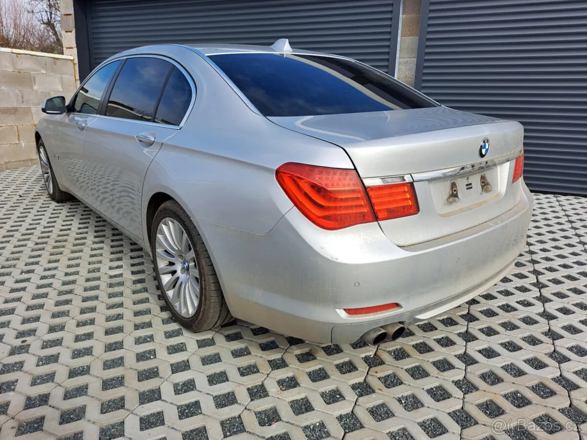 BMW 730D photo 4