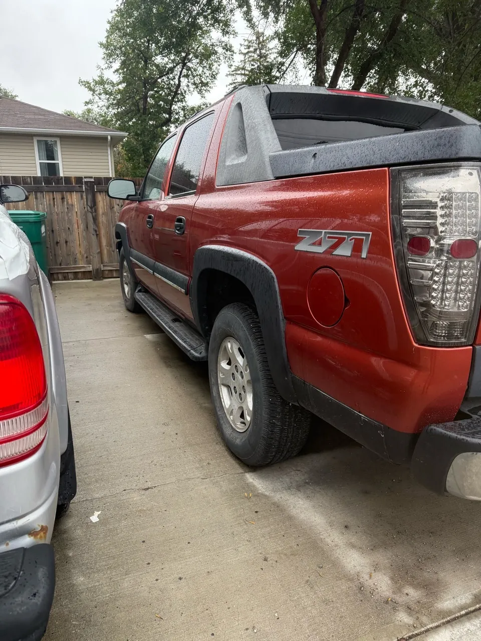 Chevrolet Avalanche 2003 photo 3