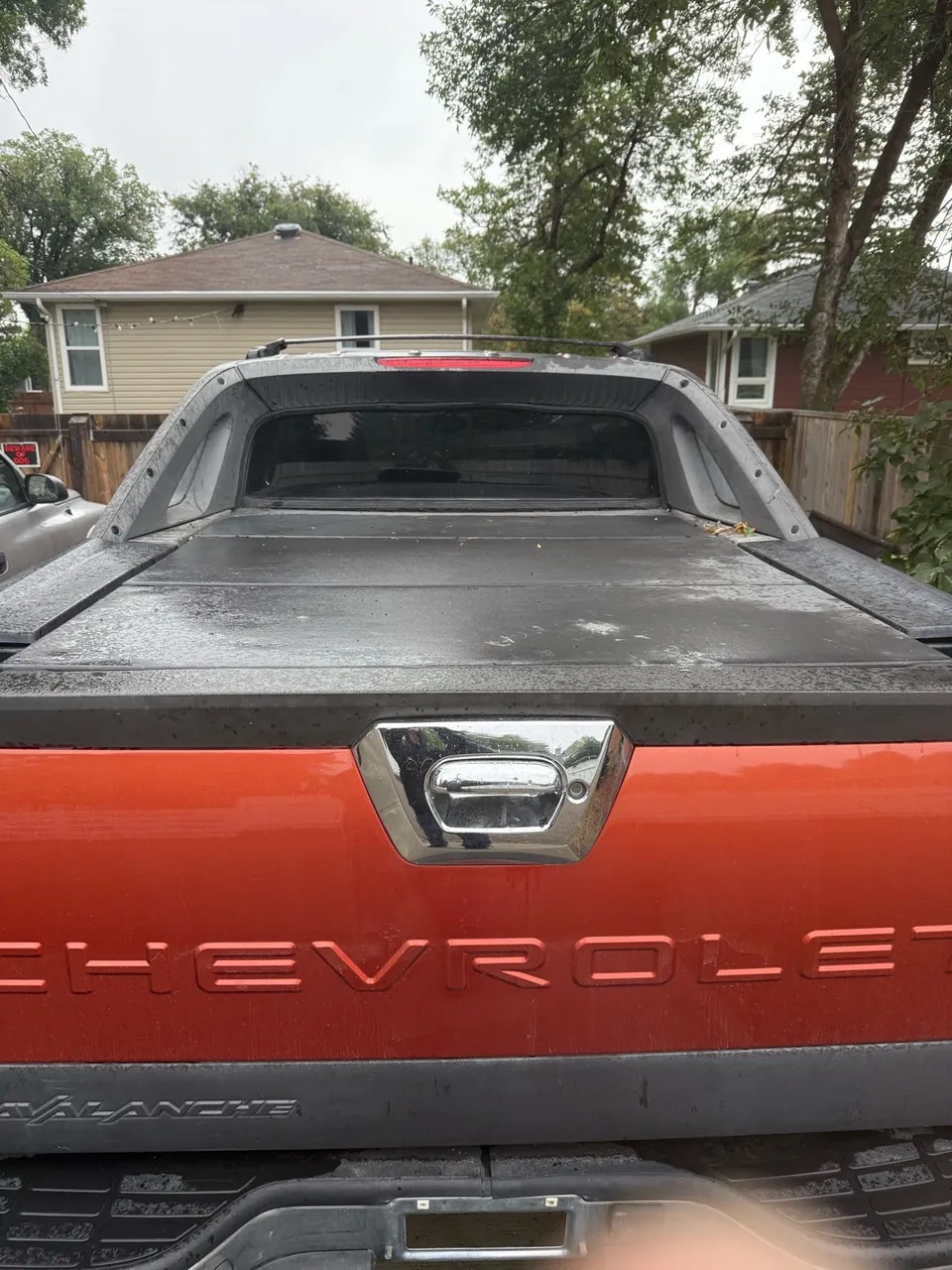 Chevrolet Avalanche 2003 photo 2