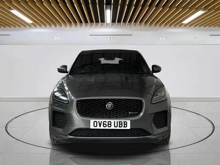 Jaguar E-Pace 2018 photo 2