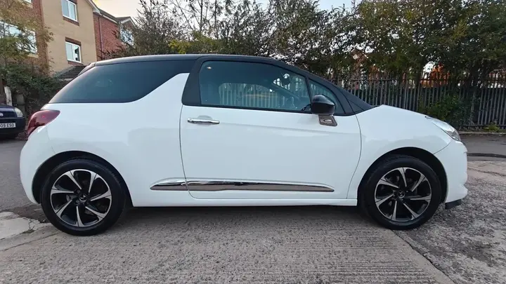 DS Automobiles Ds 3 2016 photo 4
