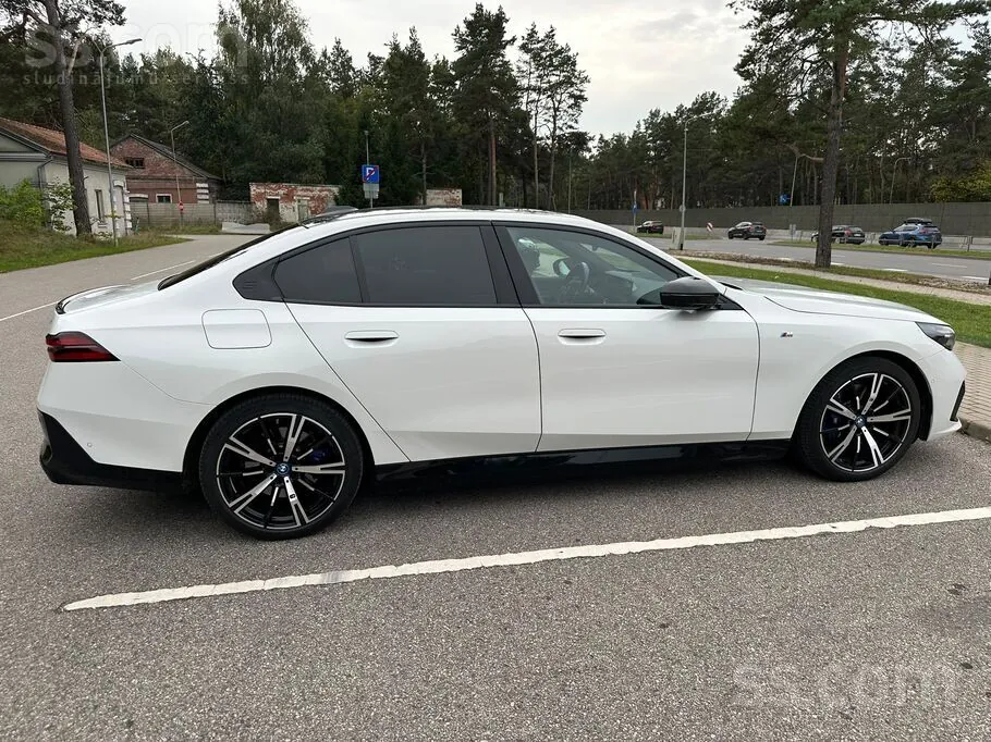 BMW I5 M 2025 photo 4