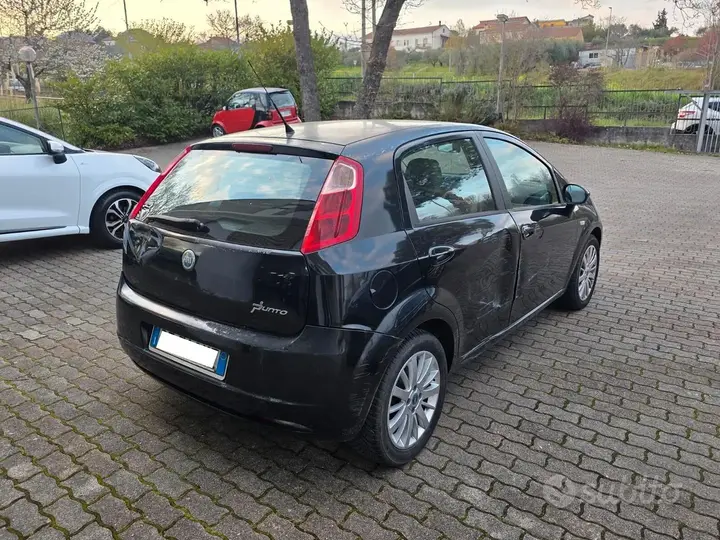 Fiat Punto 2007 photo 4