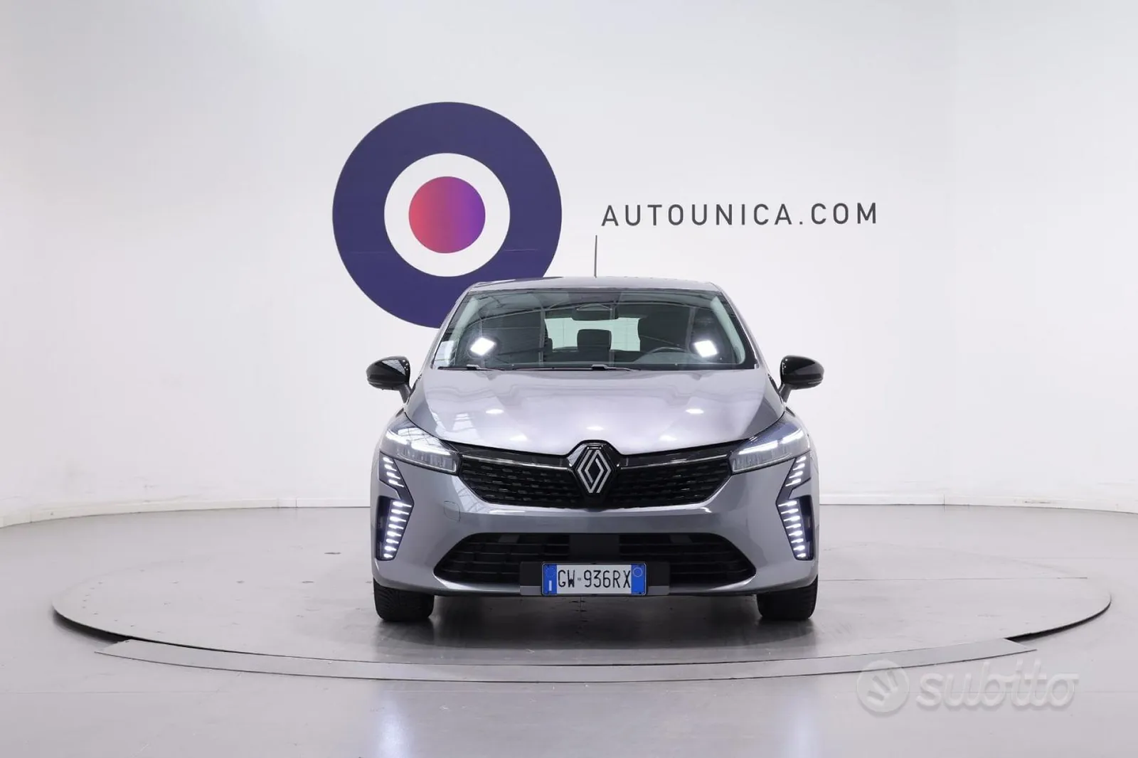 Renault Clio 2024 photo 2