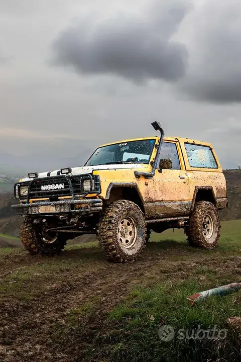 Nissan Patrol 1989 photo 2