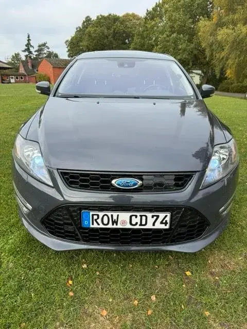 Ford Mondeo Turnier