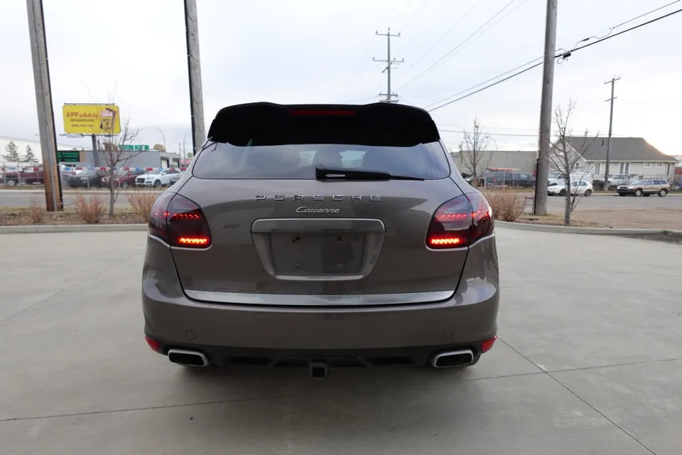 Porsche Cayenne 2011 photo 5