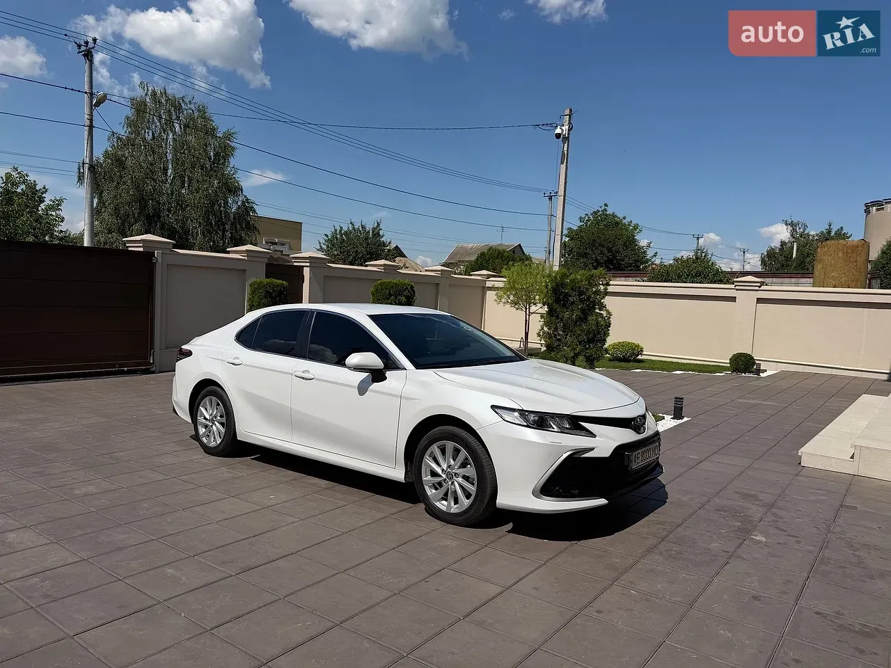 Toyota Camry 2024 photo 3