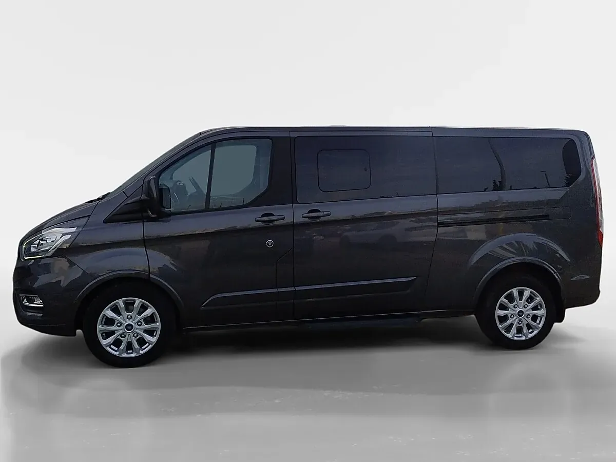 Ford Tourneo Custom 2022 photo 2