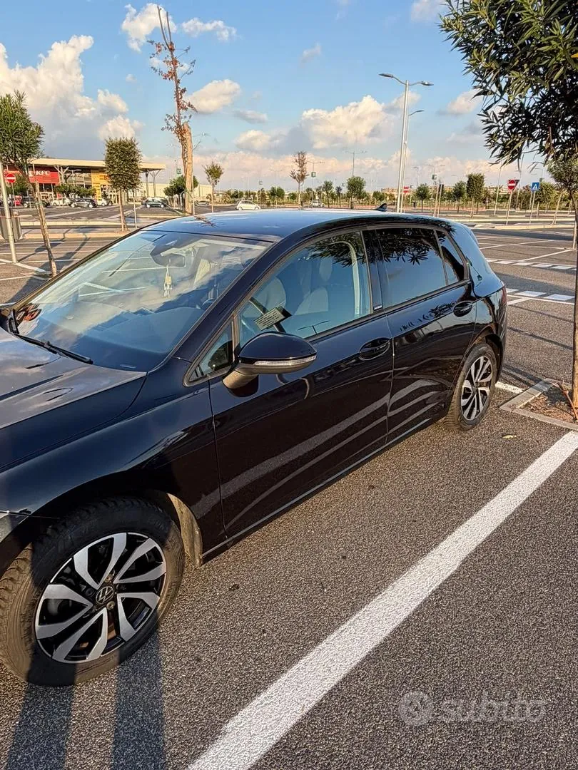 Volkswagen Golf 2023 photo 4