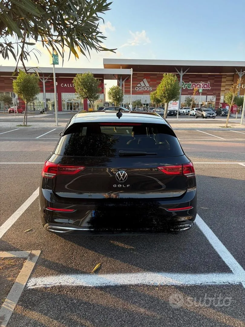 Volkswagen Golf 2023 photo 3