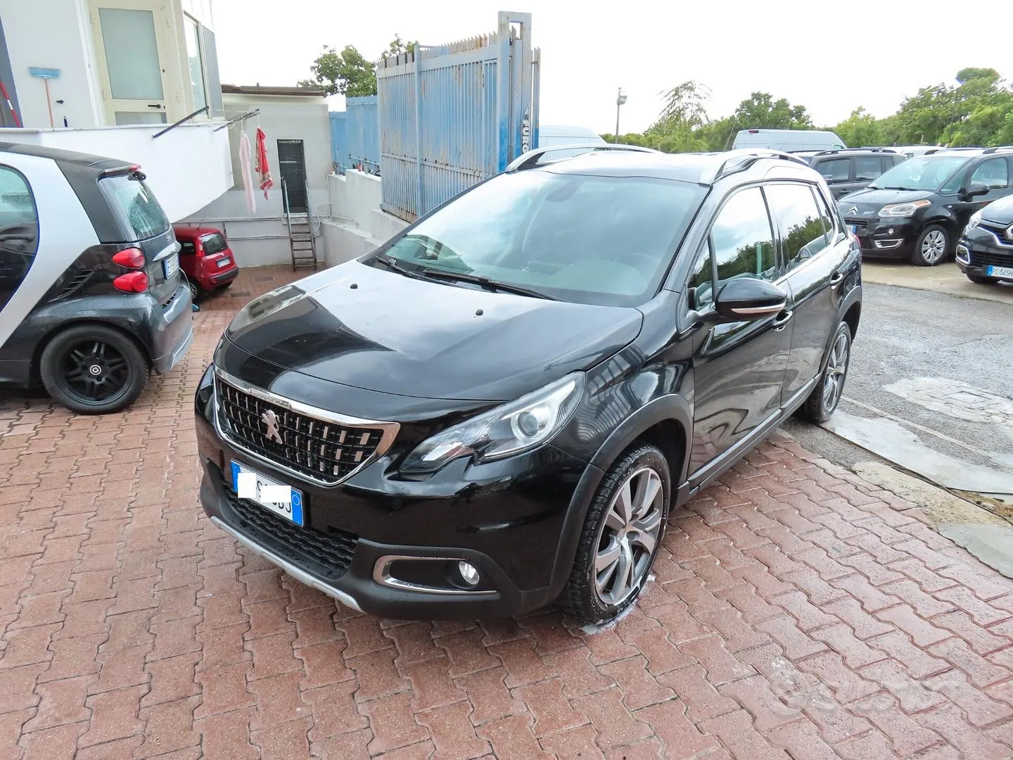Peugeot 2008 2016 photo 2