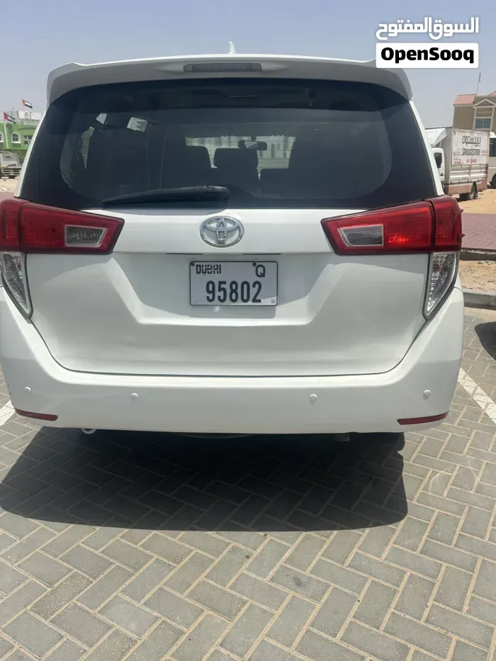 Toyota Innova 2019 photo 5