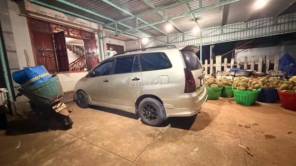 Toyota Innova 2008 photo 3