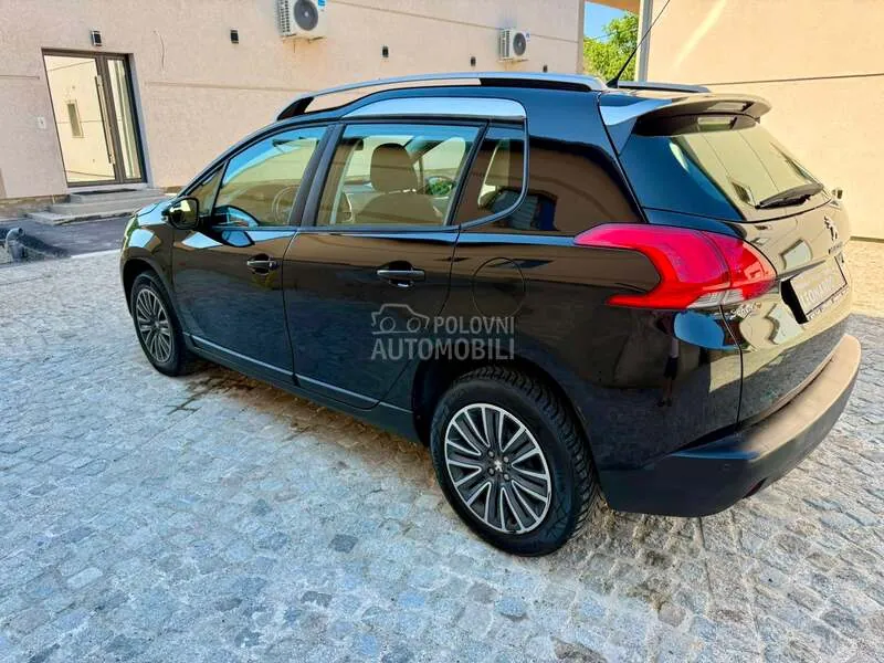 Peugeot 2008 2014 photo 4