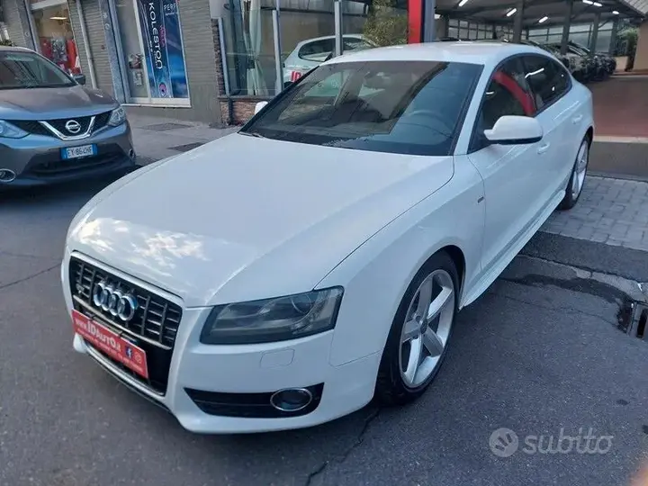 Audi A5 2011 photo 3