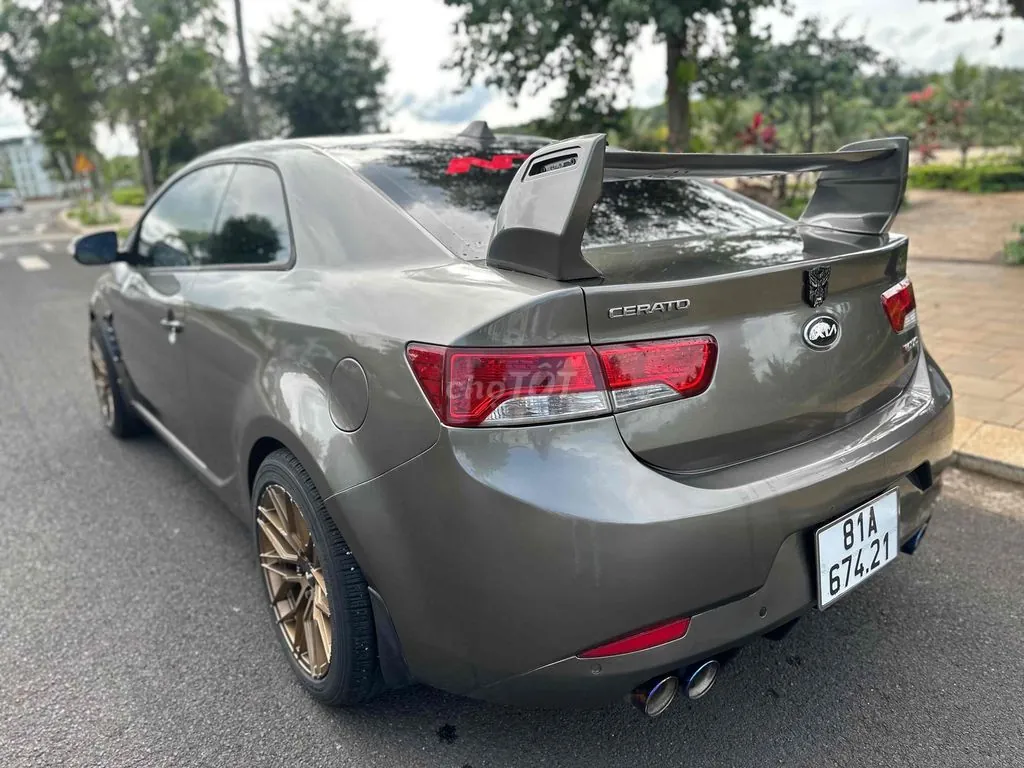Kia Cerato Koup 2010 photo 5