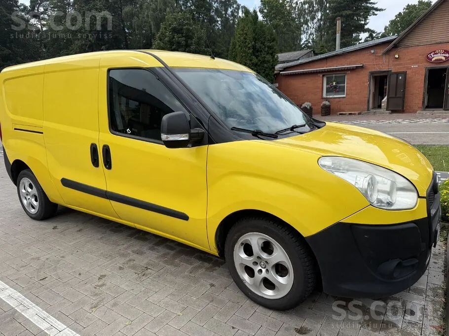 Fiat Doblo 2011 photo 4