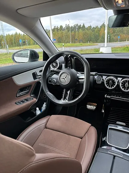 Mercedes-Benz Cla250 E 2024 photo 5
