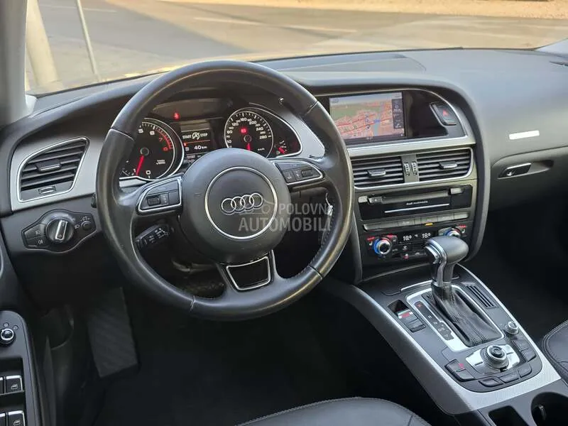 Audi A5 2012 photo 3
