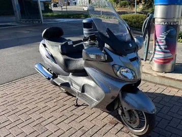 Suzuki Burgman 650