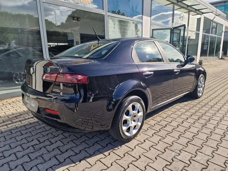 Alfa Romeo 159 2009 photo 5