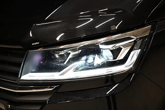 Volkswagen Transporter 2023 photo 2