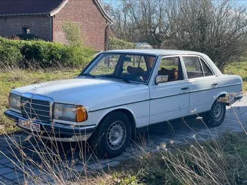 Mercedes-Benz 280 W123