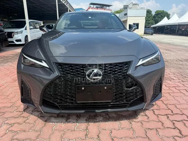 Lexus Is300