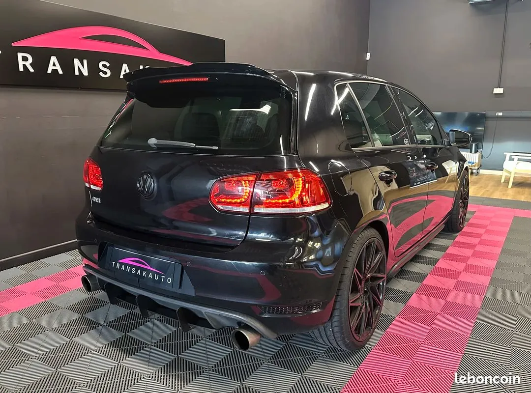 Volkswagen Golf 2011 photo 4