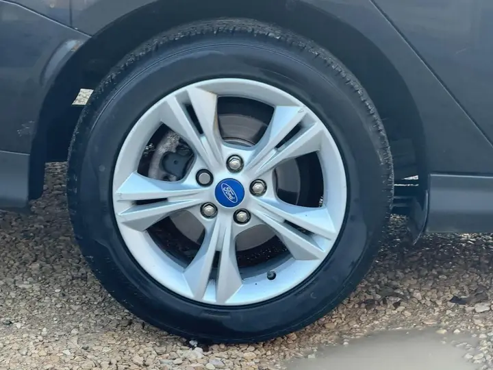 Ford Focus 2014 photo 5