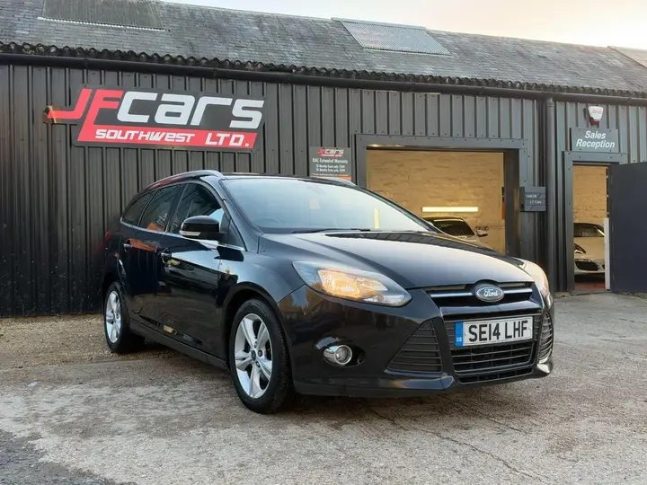Ford Focus 2014 photo 2
