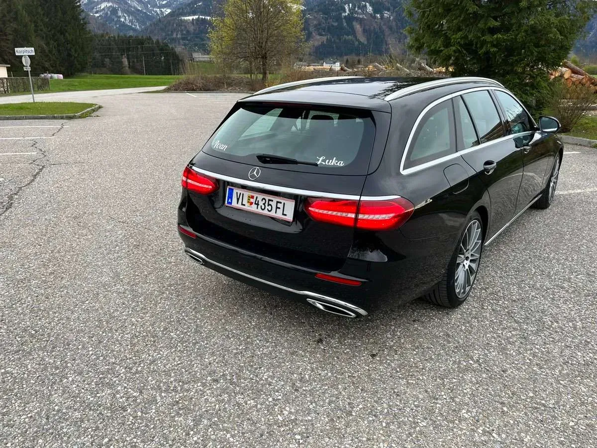 Mercedes-Benz E-Class 2017 photo 3