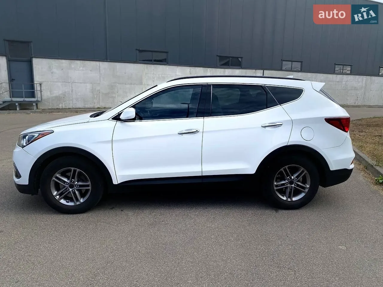 Hyundai Santa Fe 2016 photo 4